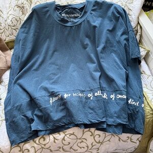 Blue Rundholz Top with Printed accent at the bottom. Comfy and Casual! S/OS/Plus